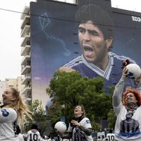 Argentinos evocan a Maradona en vísperas del Mundial