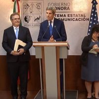 AMLO presenta a Kerry planes y avances para impulsar energías limpias