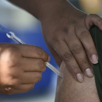 Mitos y respuestas sobre las vacunas contra el covid-19