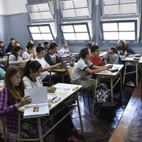 Pruebas PISA: en Argentina, 7 de cada 10 estudiantes no logra niveles básicos en matemáticas