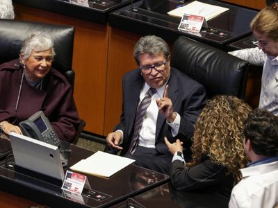 Senadores cierran filas con Ricardo Monreal y repudian acciones de Layda Sansores