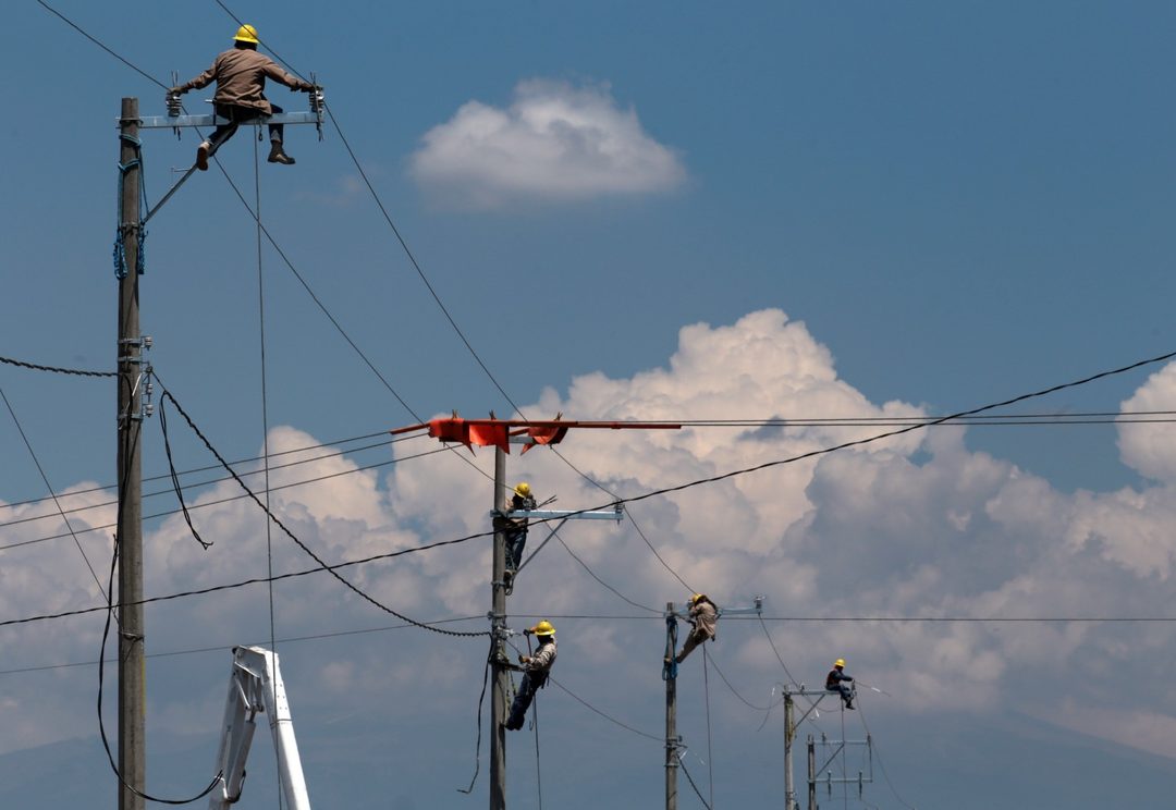 electricistas Foto Margarito Pérez Retana