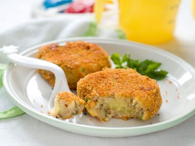 Medallones de papa: con 4 ingredientes, una receta crujiente y cremosa que salva cualquier comida