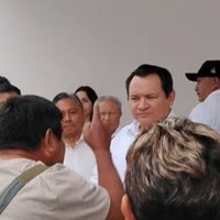 Ejidatarios de Dzununcán encaran a "Huacho" Díaz por presunto despojo de tierras