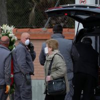 España supera a China en decesos por Covid-19; en un día registra 738 muertes