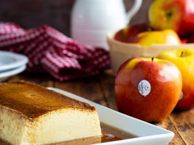 Flan de manzana: tentate con esta receta que es ideal para sorprender en casa a todos con un postrecito