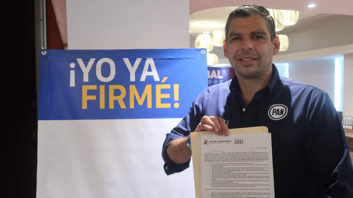 El político panista