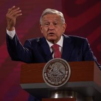 Deuda de Salinas Pliego con el SAT se revisa para que "haya justicia": AMLO