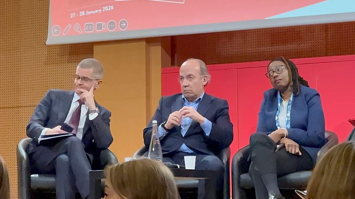 Felipe Calderón en el Instituto de Estudios Políticos de París (Sciences Po)