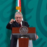 AMLO mantiene postura sobre la UNAM: sí requiere una sacudida; se derechizó