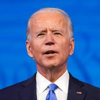 Biden da bienvenida a la aprobación de la píldora de Pfizer contra covid-19 por parte de la FDA