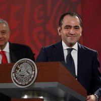 Herrera recula sobre cubrebocas para reactivación económica; era una analogía, dice