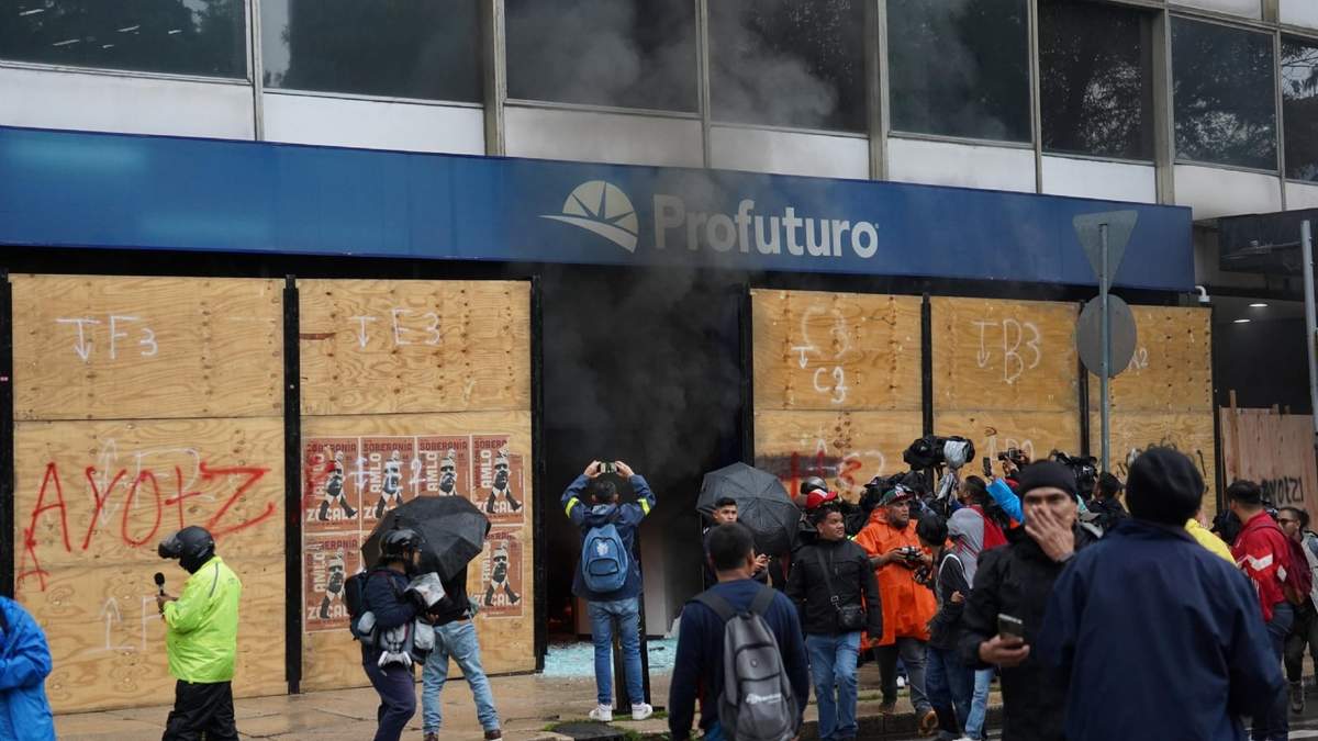 Destrozos en Profuturo
