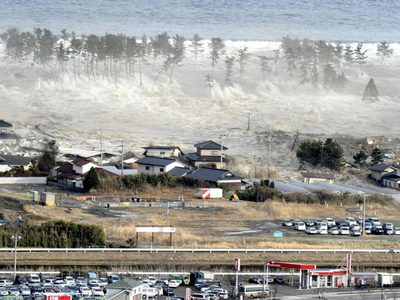 Japón en alerta por la amenaza de un devastador tsunami con olas de hasta 30 metros