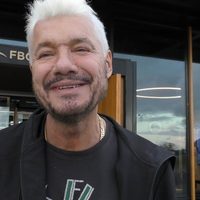 Marcelo Tinelli y una famosa del Bailando, los dos en Uruguay