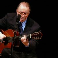 João Gilberto, el padre de la bossa nova, muere a los 88 años