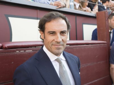 Los toreros rehacen su vida: Miguel Báez "El Litri" sigue los pasos de Enrique Ponce