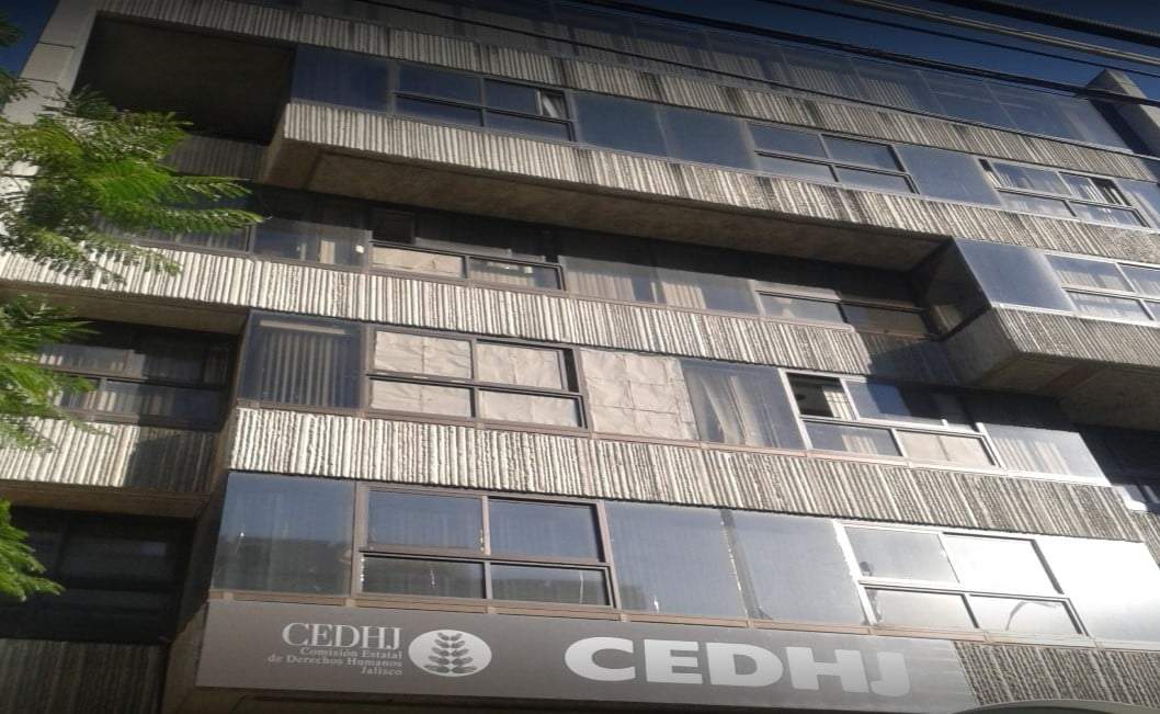 Fachada del edificio de la Comisión Estatal de Derechos Humanos (CEDHJ)
