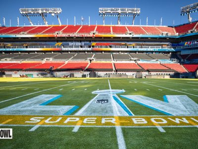Fauci pide a estadunidenses evitar que la celebración del Super Bowl expanda el virus