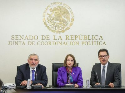 Llegan al Senado el Código Fiscal y nuevas cuotas de servicios del Estado