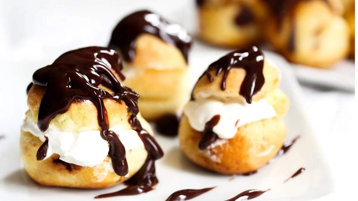 Profiteroles. Fuente: (Instagram)