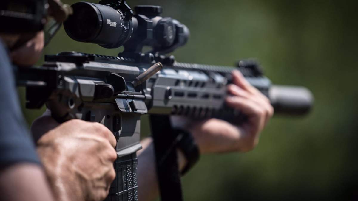 Uno de los rifles de asalto fabricado y vendido por Sig Sauer Inc.
