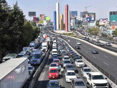 Bloquean Periférico Norte por fallo que absolvió a presunto abusador de una niña de 4 años (Video)