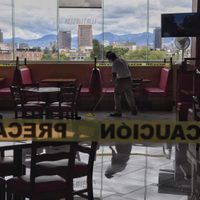 Sheinbaum condona 100% de impuesto sobre nómina a restaurantes por semáforo rojo