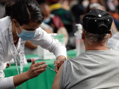 México llega a 317 mil 303 muertes por covid-19