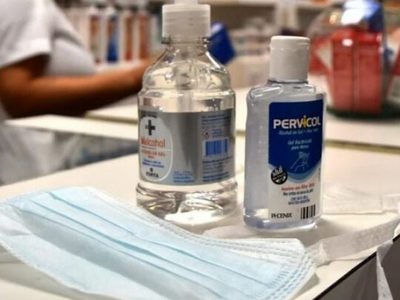 ¡Por las nubes!: aumentaron el precio de los barbijos y el alcohol en gel