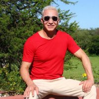 Completamente enamorado, Flavio Mendoza abrió su corazón y se declaró: “El príncipe azul existe”