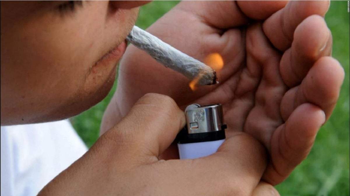 La ciudad capacitará en los barrios, a preventores de consumos problemáticos. Fuente: (CNN)