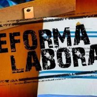 Gobierno ajusta su plan para la reforma laboral y crecen las dudas sobre la CGT
