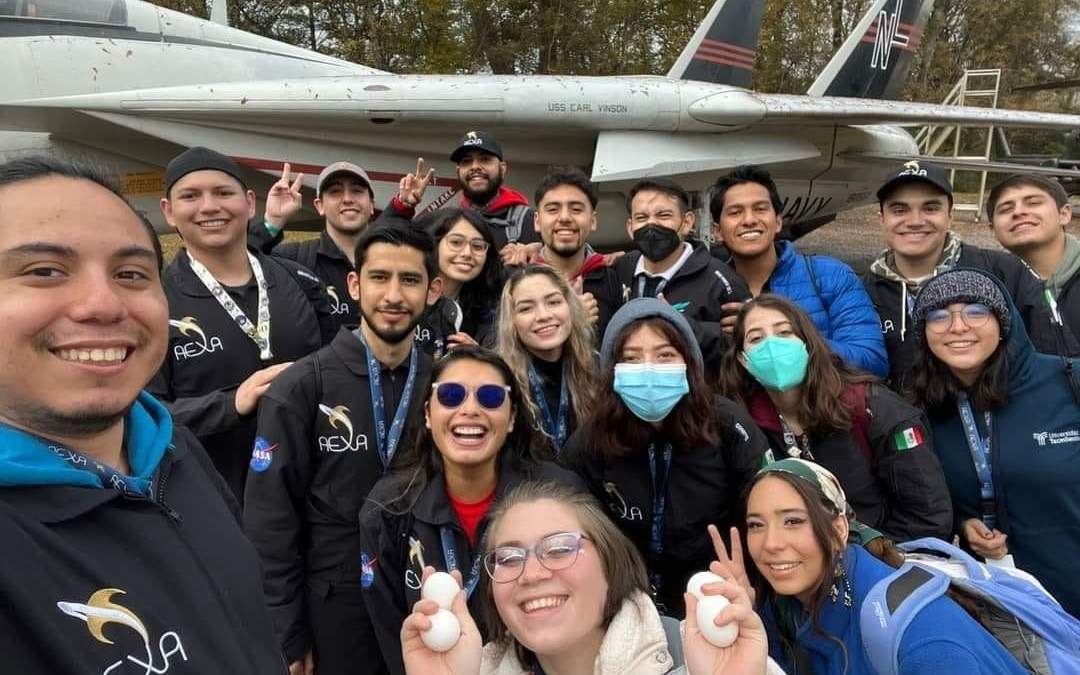 Equipo que realizó el proyecto Úurich, de la Nasa. Participaron las sonorenses Myrna Cosette y Lynette López