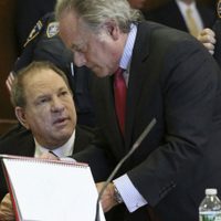 Juez deja en libertad bajo fianza a Weinstein, acusado de abuso sexual