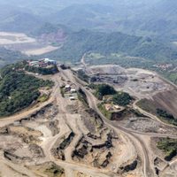 Advierten riesgos por derrames de hierro molido de minera en Manzanillo
