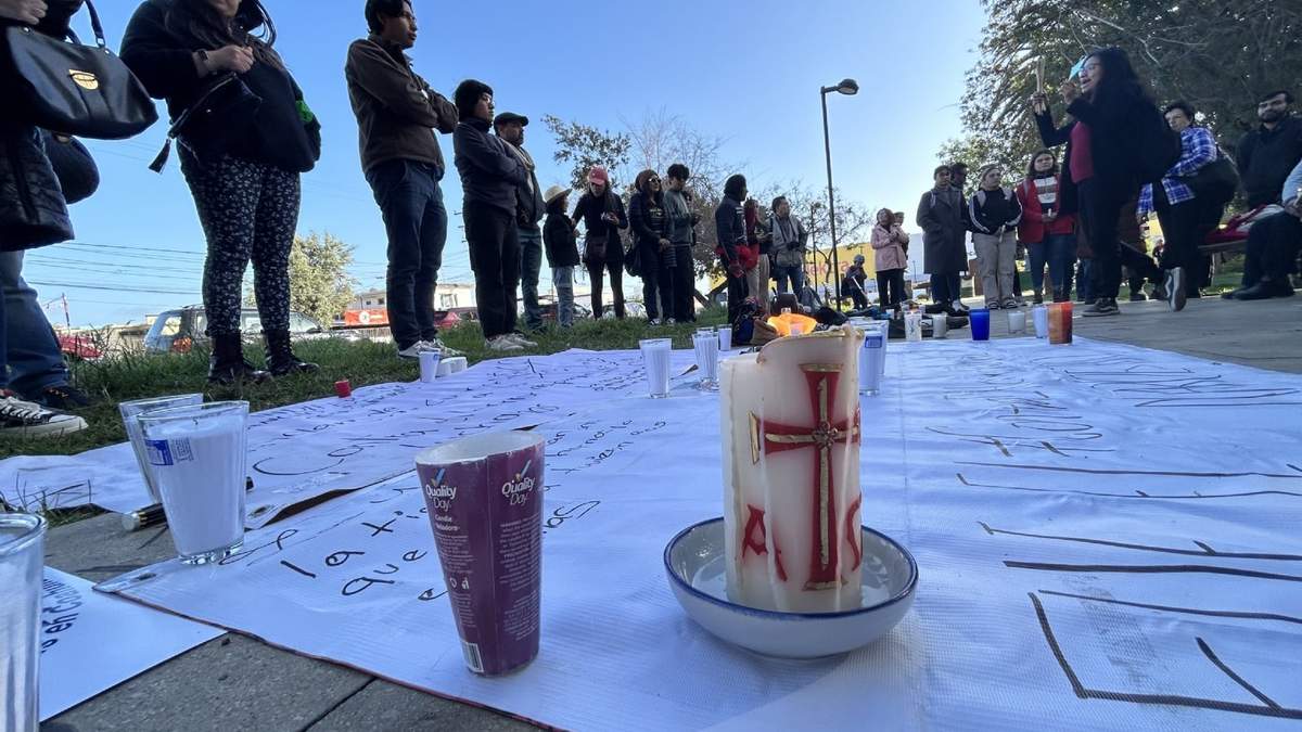 Madres buscadoras en Ensenada realizan vigilia por Teuchitlán