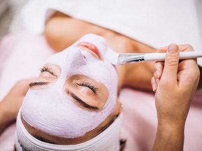 Con 2 ingredientes que tenés siempre en casa, prepará esta mascarilla coreana para la piel y sin gastar un peso