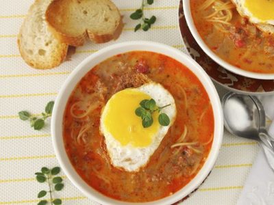 Sopa criolla: la cena perfecta que podés hacer con lo que tenés en casa