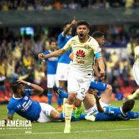 Con doblete de Oribe Peralta, América gana 2-0 a Cruz Azul en el Azteca