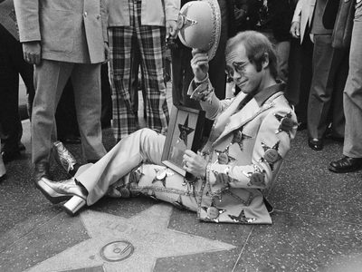 El disco “Captain fantastic…” de Elton John tendrá edición especial de 50 aniversario