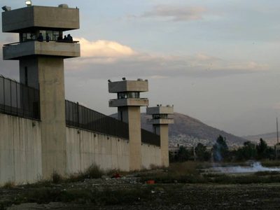 Agua, alimentos y medicamentos están garantizados en los penales: Secretaría de Seguridad del Edomex