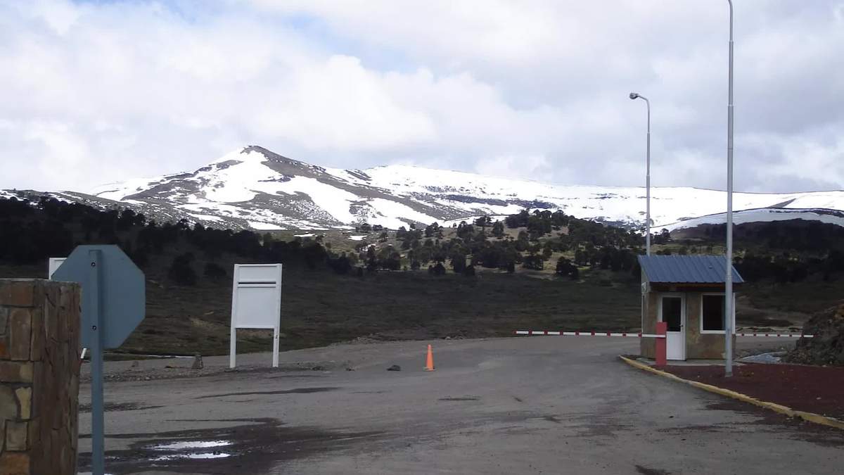 El cruce de Pino Hachado, una de las rutas complicadas. Fuente: (Twitter)