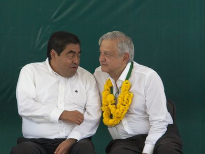 Barbosa recula: Pospone su marcha para ir a la de AMLO el 27 de noviembre