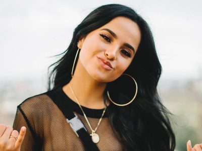 ¡Camaleona! Becky G cambia su estilo musical y revoluciona las redes
