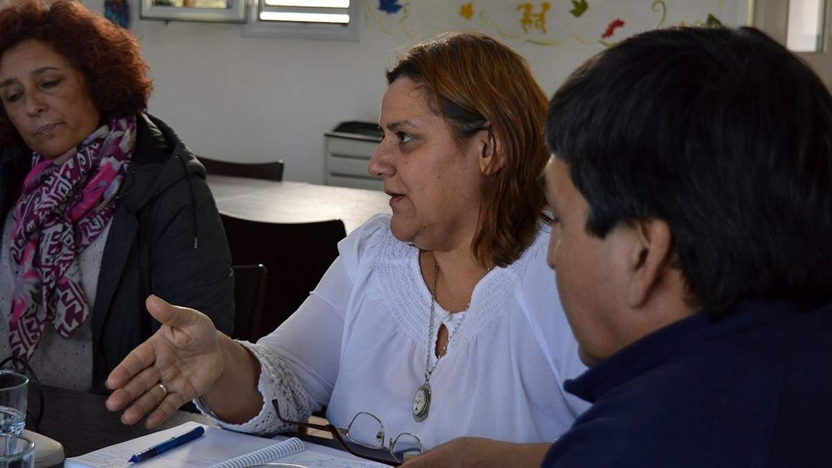 Reunión entre la titular del CPE y delegados de ATE Neuquén. Fuente: (Facebook)