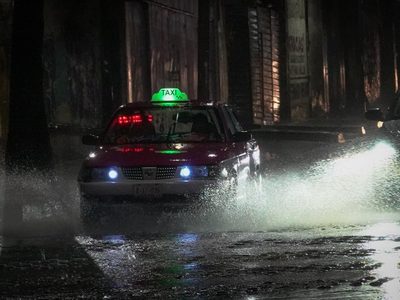 Diluvio en CDMX: activan Alertas Roja, Naranja y Amarilla por lluvias para la noche de este domingo