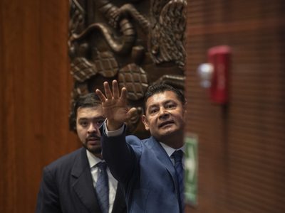 El “marinismo” de Armenta, un estigma para la campaña de Sheinbaum en Puebla