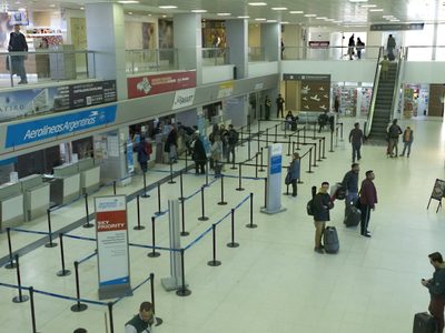 Neuquén avanza en el plan para licitar la concesión del aeropuerto Presidente Perón en 2026