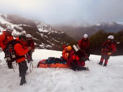 Investigan a un guia de montaña por abandonar a turistas en el cerro Tronador